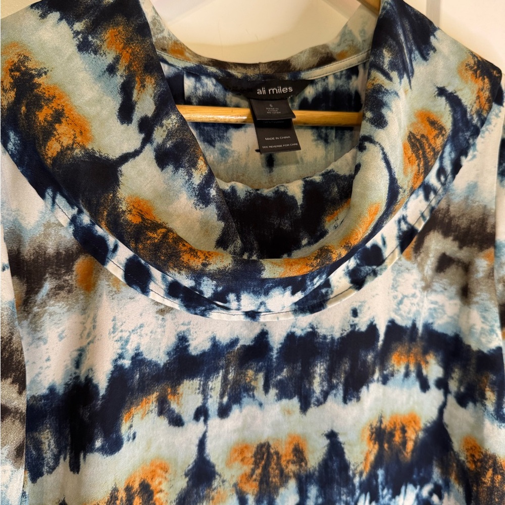 Ali Miles Tunic Top - Picture 3 of 6